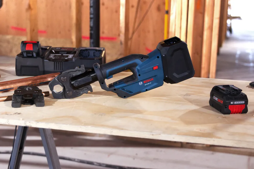 Bosch Power Tools Press Tool W/ 1/2", 3/4", 1" Jaws GPT18V-24L14