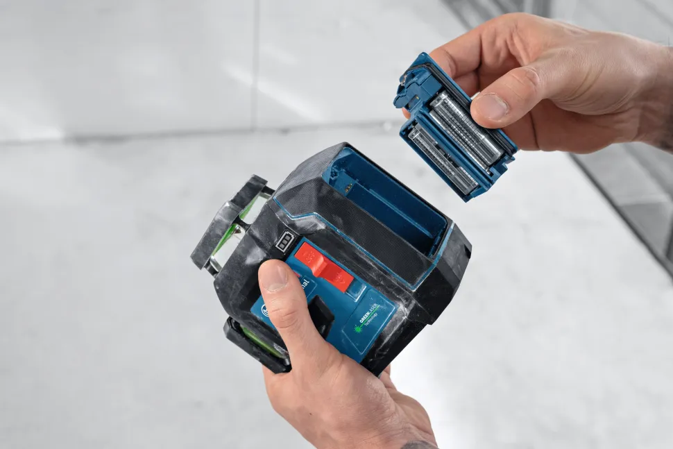 Bosch Power Tools 3.7V Leveling and Alignment Laser GLL300-42GL