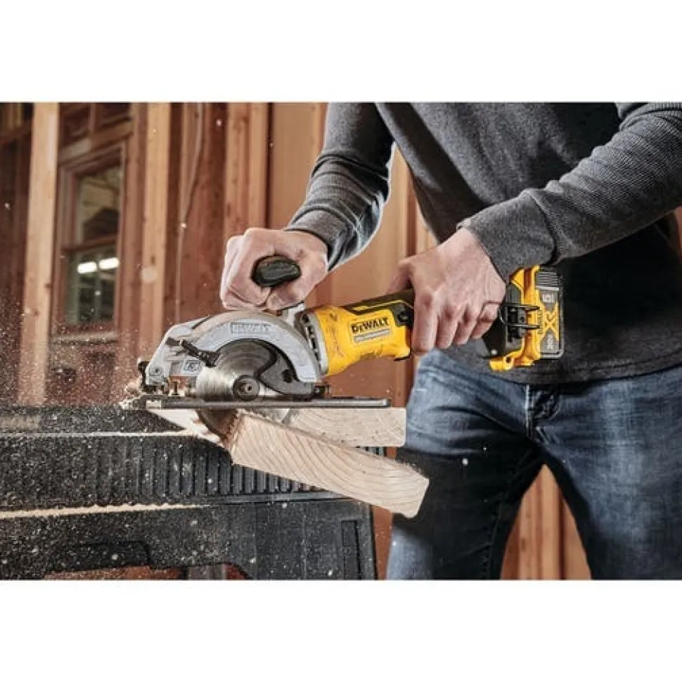 DeWalt ATOMIC 20V MAX* Brushless 4-1/2" Cordless Circular Saw (Tool Only) DCS571B