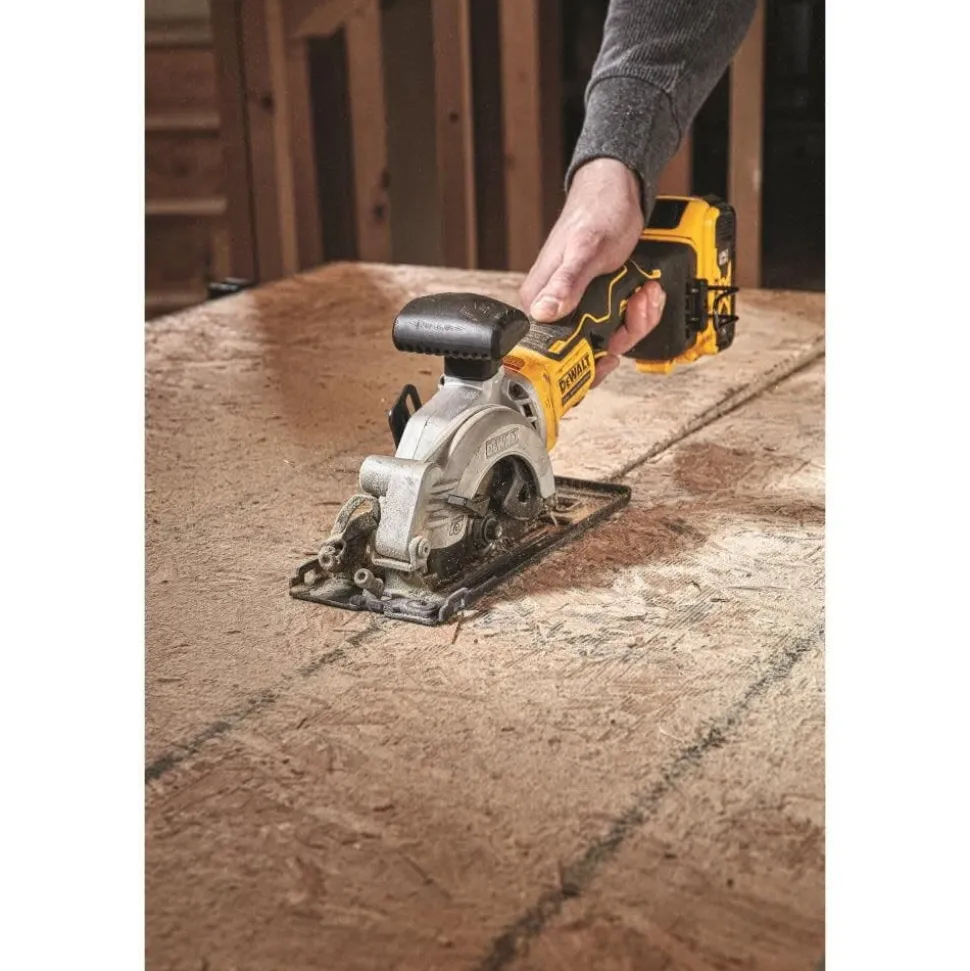 DeWalt ATOMIC 20V MAX Brushless 4-1/2" Cordless Circular Saw With POWERSTACK 20V MAX Compact Battery Charger Starter Kit DW-DCBP034C-DW-DCS571B