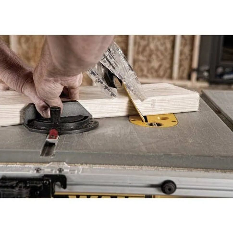 DeWalt 10" Jobsite Table Saw 32-1/2" (82.5CM) Rip Capacity w/ Rolling Stand DWE7491RS