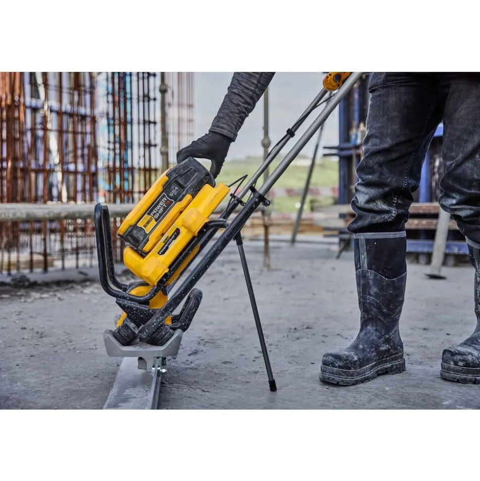 DeWalt POWERSHIFT™ Vibrating Screed Kit DCPS330AG2