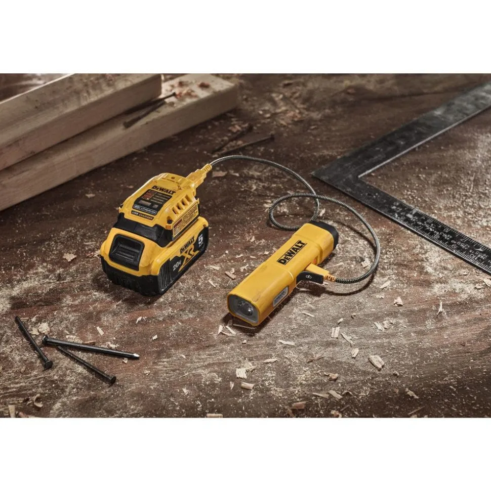 DeWalt USB-C Rechargeable LED Flashlight DCL183