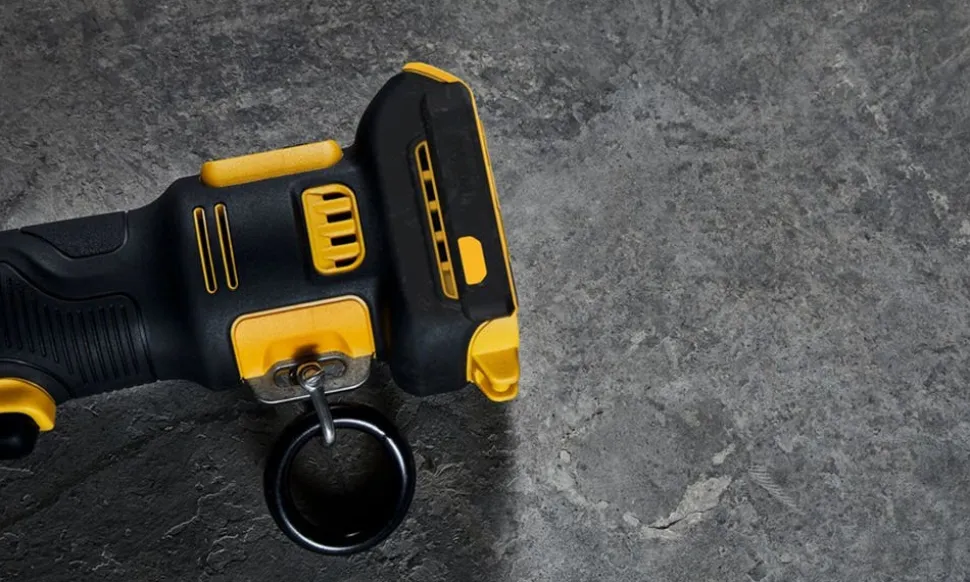DeWalt 20V MAX Hydraulic Knockout Tool Kit DCE600D1