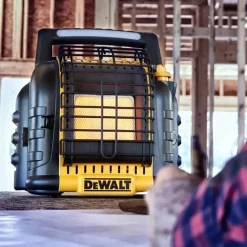DeWalt 20V Propane Radiant Heater USB Charger & Light 12,000 BTUs DXH12B