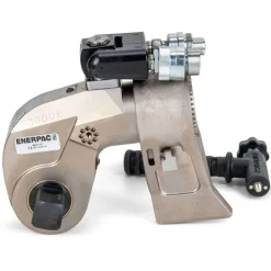 Enerpac 3225' lbs Torque, 1