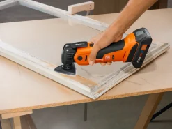 Fein 18V AmpShare MULTIMASTER AMM 700 Max Top 4.0 Ah AS Cordless oscillating multi-tool 71293661090