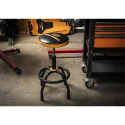Gearwrench Tools Adjustable Height Swivel Shop Stool 26