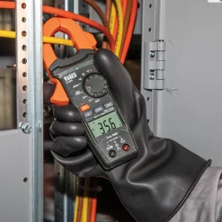 Klein Digital Clamp Meter, AC Auto-Ranging 400 Amp with Temp CL220
