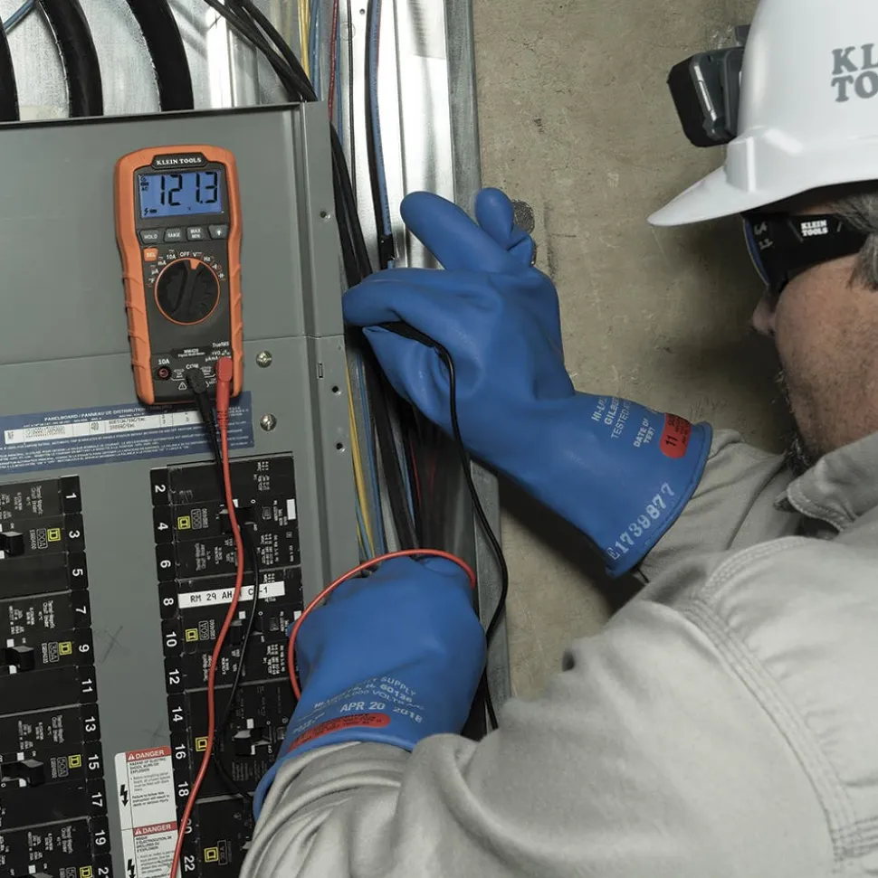 Klein Digital Multimeter, TRMS Auto-Ranging, 600V, Temp MM420