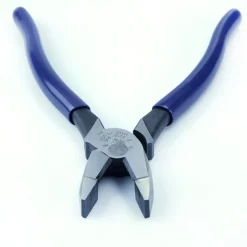 Klein Tools Lineman's Pliers, New England Nose, 9
