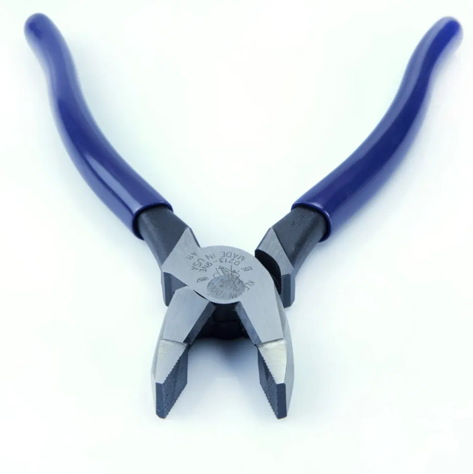 Klein Tools Lineman's Pliers, New England Nose, 9" D213-9NE