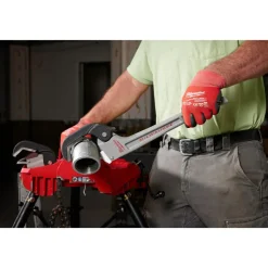 Milwaukee 18