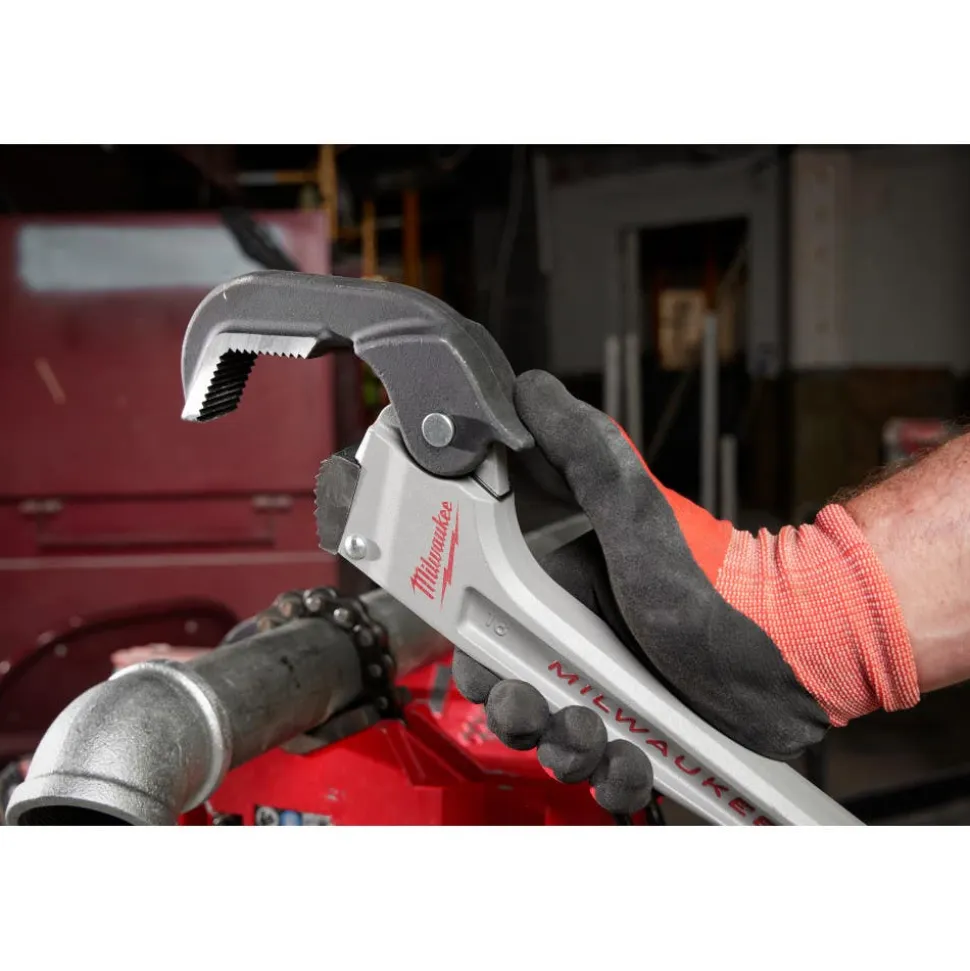 Milwaukee 18" Aluminum Self-Adjusting Pipe Wrench 48-22-7418
