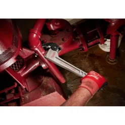 Milwaukee 18
