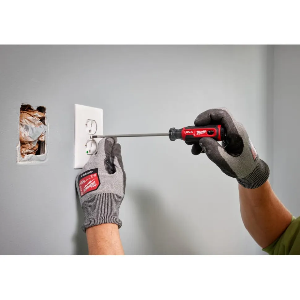 Milwaukee 3/16" Cabinet 3" Cushion Grip Screwdriver (USA) MT211