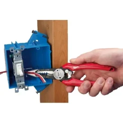 Milwaukee Combination 6-N-1 Wire Stipper Pliers 48-22-3079