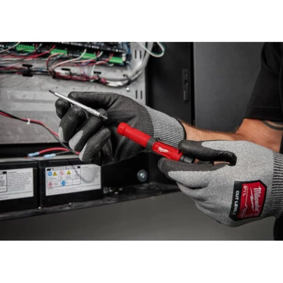 Milwaukee 4-in-1 Pocket Precision Multi-Bit Screwdriver 48-22-2932