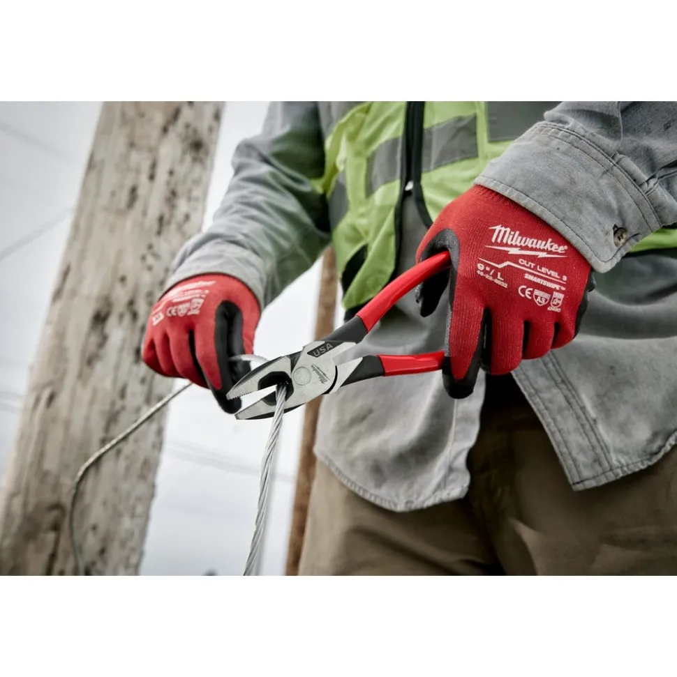 Milwaukee 9" Lineman's Dipped Grip Pliers (USA) MT500
