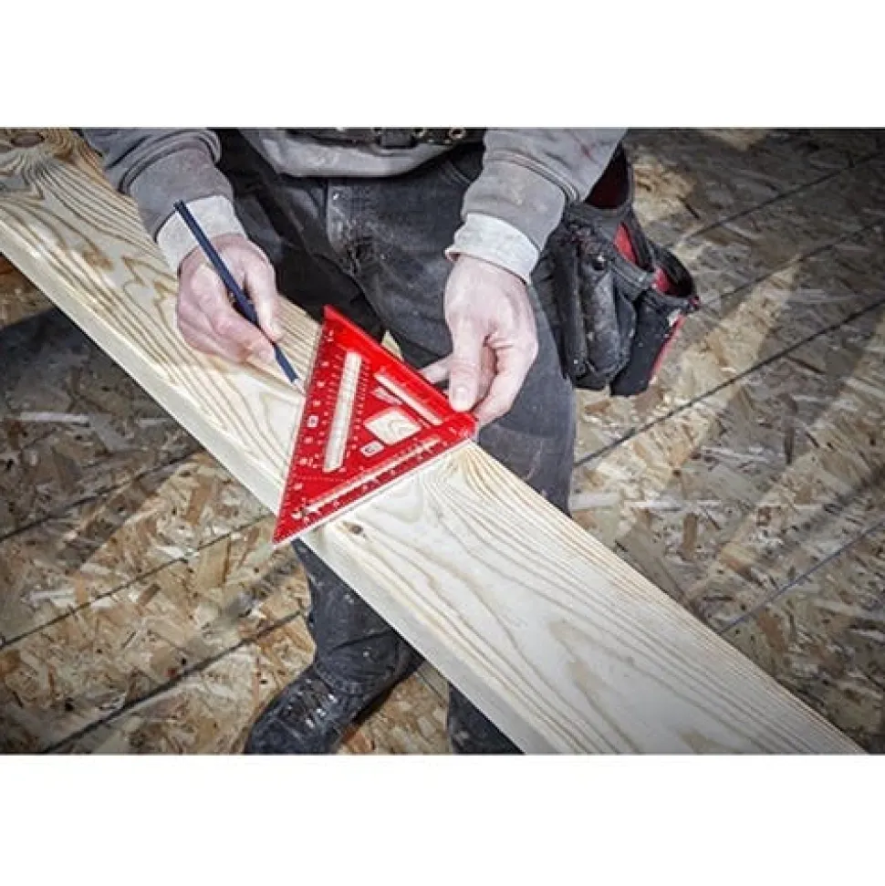 Milwaukee 7" Magnetic Rafter Square - MLSQM070