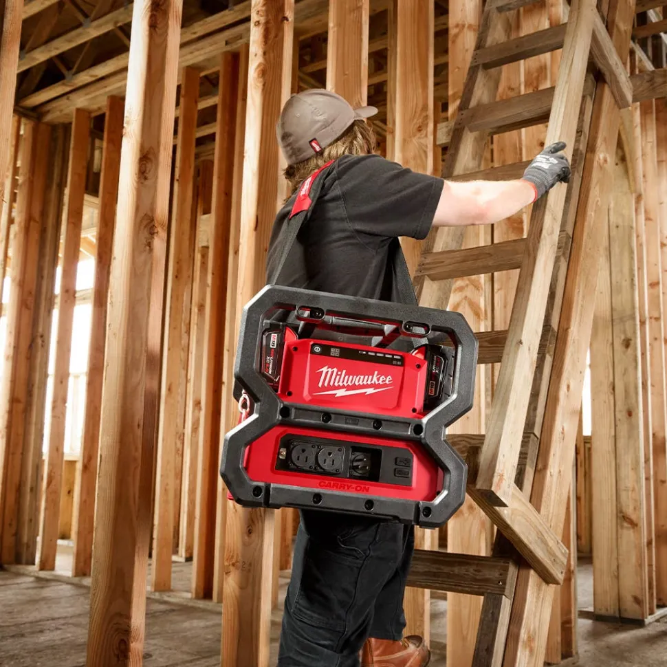 Milwaukee M18 CARRY-ON 3600W/1800W Power Supply 2845-20