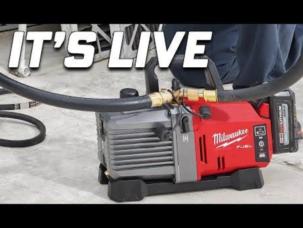 Milwaukee M18 FUEL 5 CFM Vacuum Pump Kit 2941-21