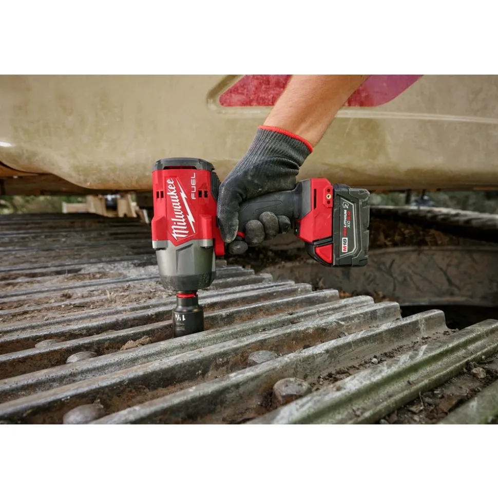 Milwaukee M18 FUEL 1/2" High Torque Impact Wrench w/ Friction Ring Kit 2967-22