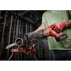 Milwaukee M18 FUEL SAWZALL Recip Saw - 1 Battery XC5.0 Kit 2821-21