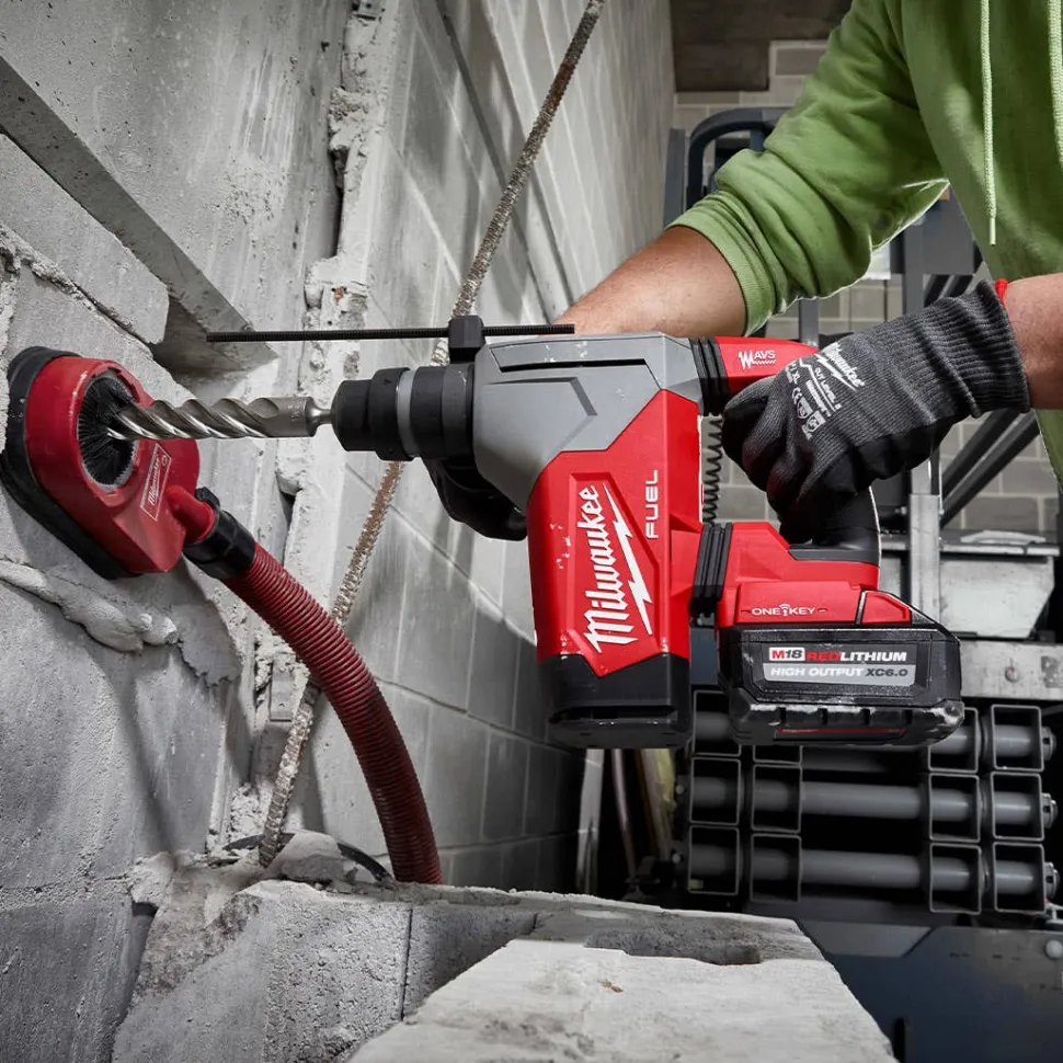 Milwaukee M18 FUEL 1-1/8" SDS Plus Rotary Hammer w/ ONE-KEY & HAMMERVAC Dedicated Dust Extractor XC6.0Ah Kit 2915-22DE