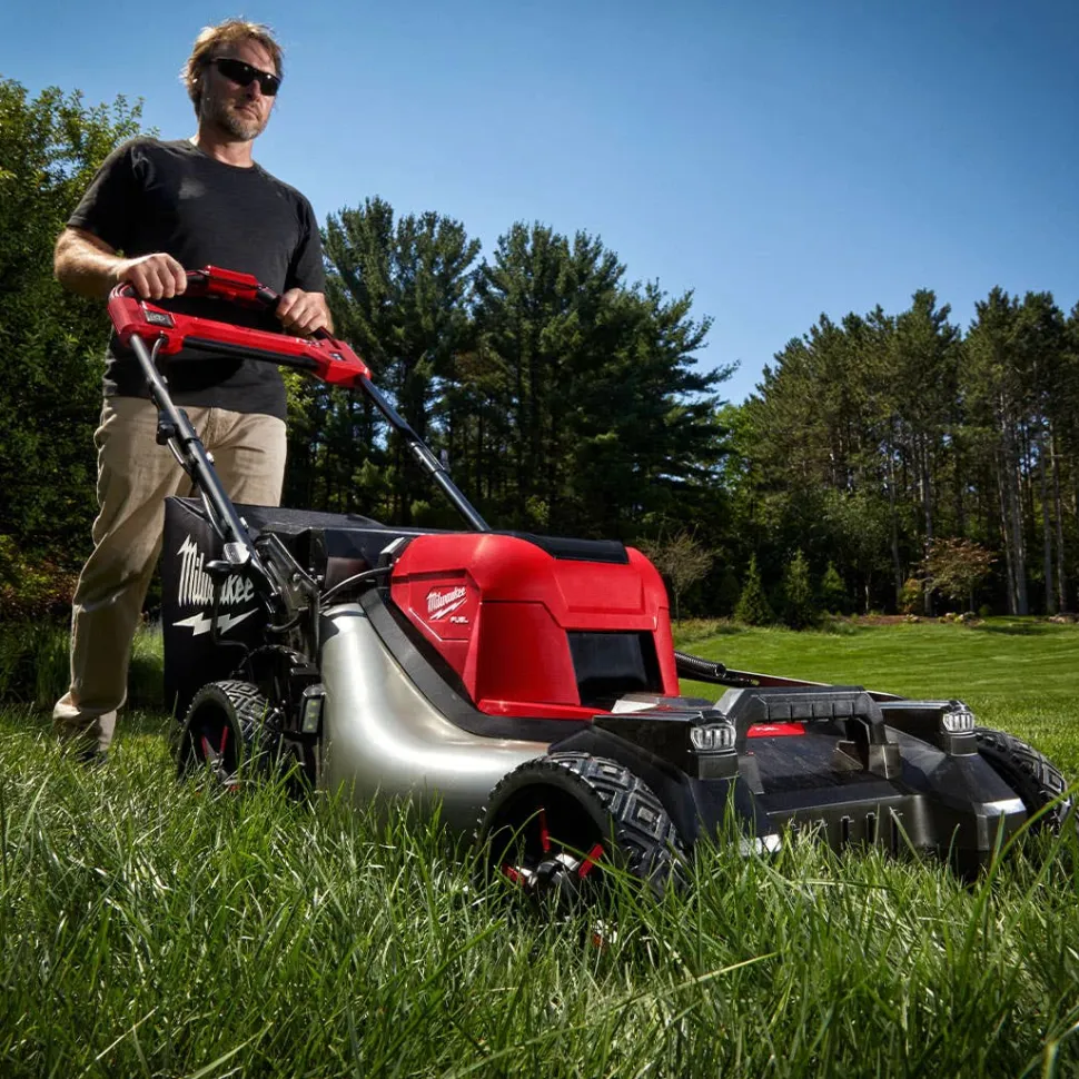 Milwaukee M18 FUEL 21" Self-Propelled Dual Battery Mower Kit 2823-22HD