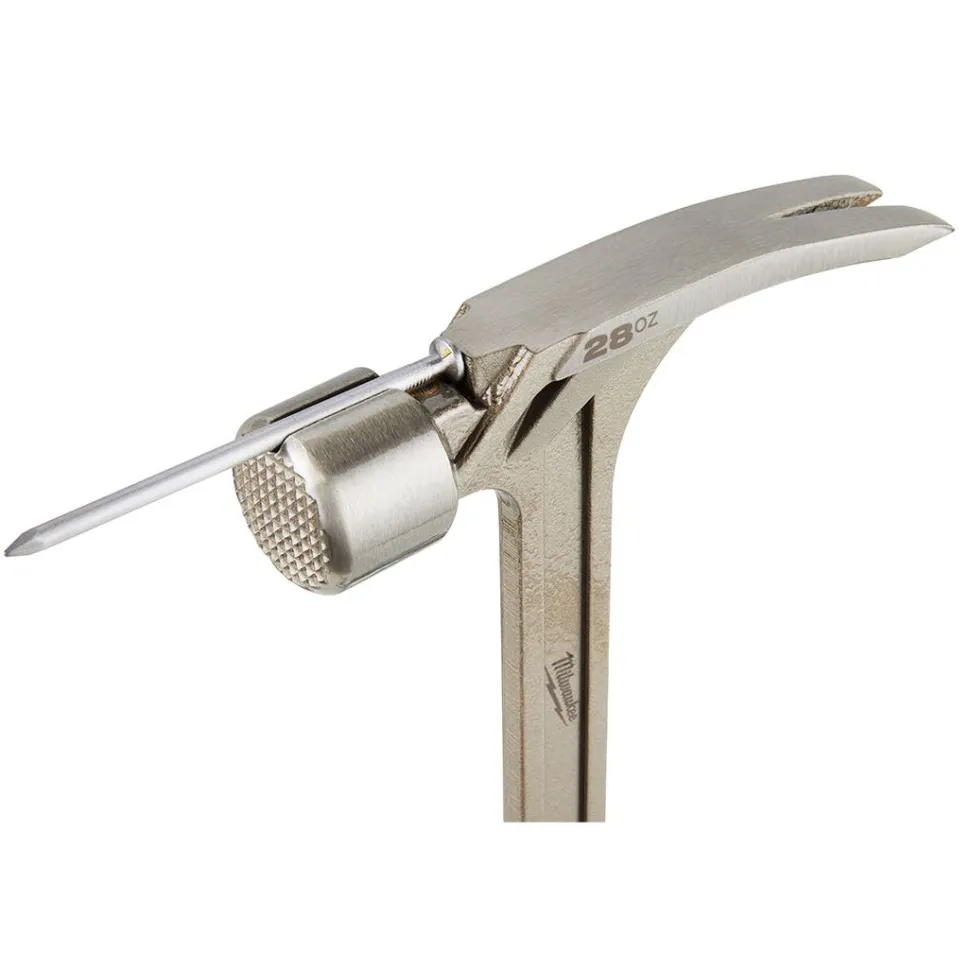 Milwaukee 28oz Milled Face Framing Hammer 48-22-9029