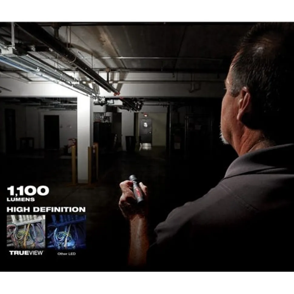 Milwaukee REDLITHIUM USB Twist Focus Flashlight 1100 Lumen 2161-21