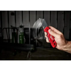 Milwaukee Tools FASTBACK with Storage & 50PC General Utility Blades Set 48-22-1504
