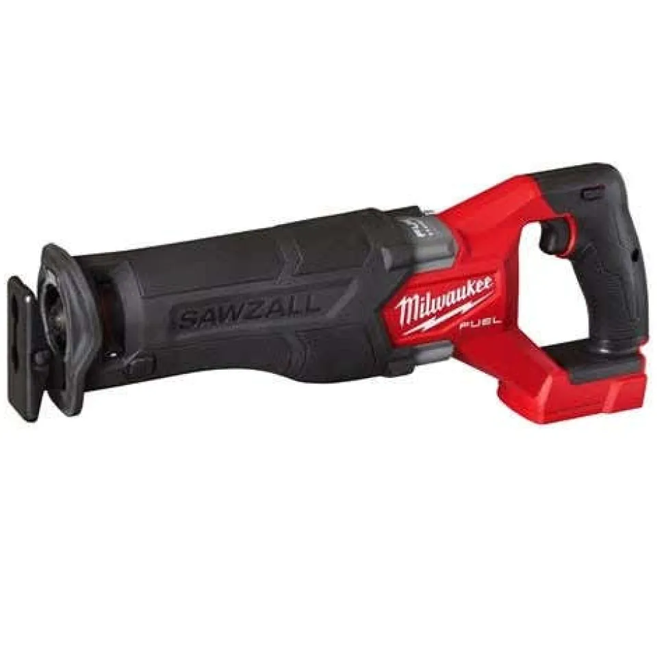 Milwaukee Tools M18 FUEL SAWZALL Recip Saw w/ FUEL 2-Tool Combo Kit