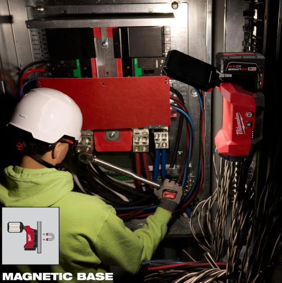 Milwaukee Tools M12™ ROVER™ 1,200 Lumens PACKOUT™ Multi-Directional Flood Light 2350-20