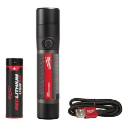 Milwaukee USB Rechargable 800-Lumen Compact Flashlight 2160-21