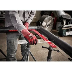 Milwaukee 16