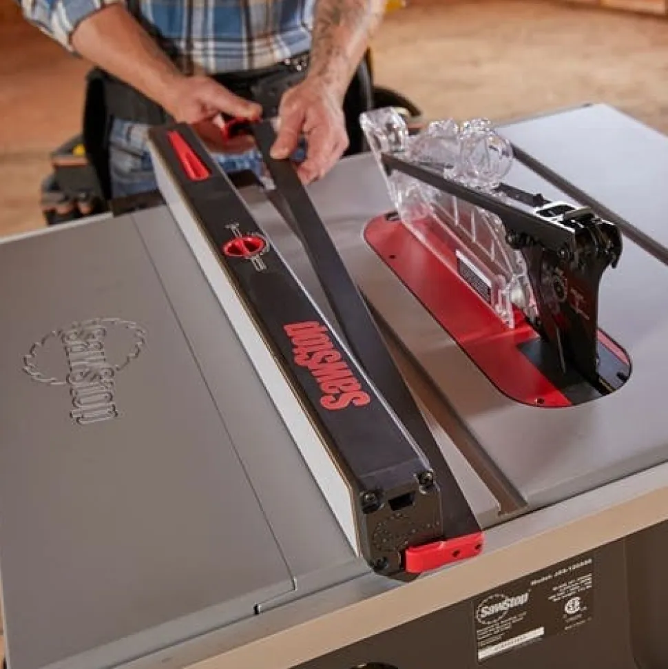 SawStop Jobsite 10" Table Saw Pro 1.5HP Motor with Cart JSS-120A60