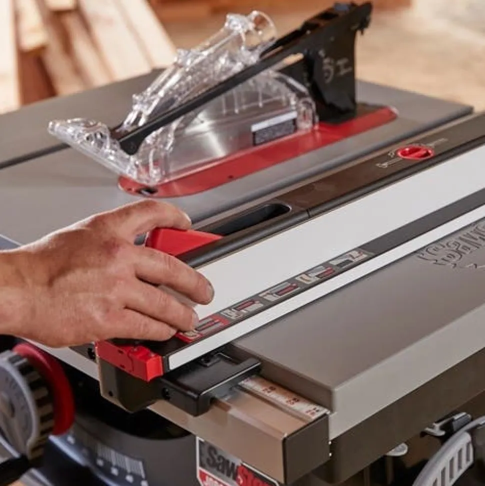 SawStop Jobsite 10" Table Saw Pro 1.5HP Motor with Cart JSS-120A60