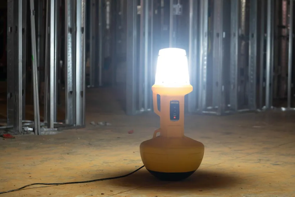 Southwire V3 Wobblelight 15,000 Lumen 220W LED 32" Work Light 111303LED